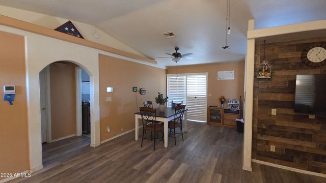9054 W TINAJAS Drive, Arizona City, AZ 85123