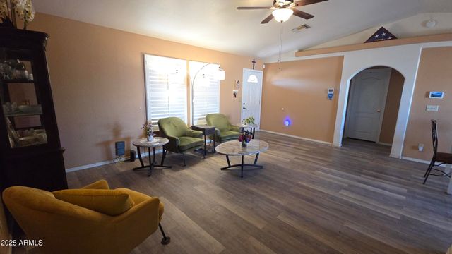 9054 W TINAJAS Drive, Arizona City, AZ 85123