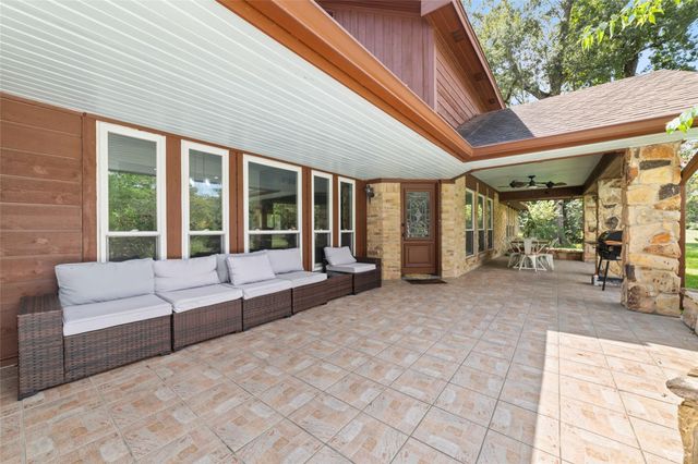 601 Brandon Road, Conroe, TX 77302