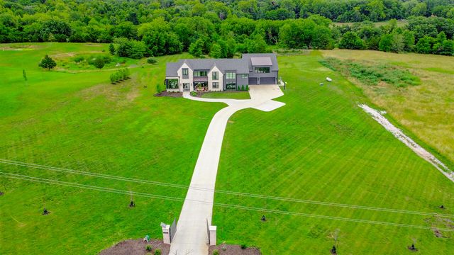 6030 N LOCUST GROVE CHURCH RD, Columbia, MO 65202