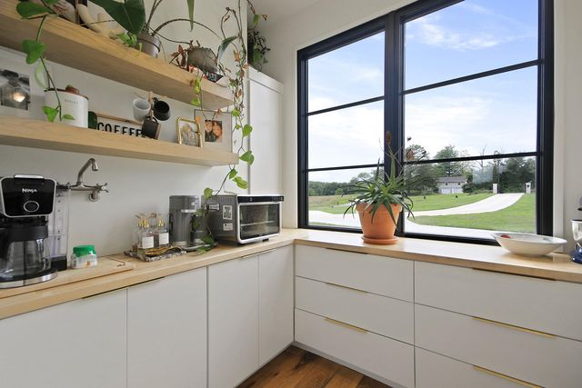 6030 N LOCUST GROVE CHURCH RD, Columbia, MO 65202