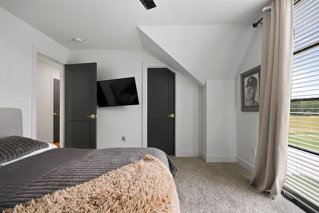 6030 N LOCUST GROVE CHURCH RD, Columbia, MO 65202