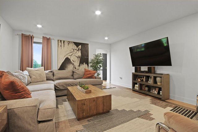 6030 N LOCUST GROVE CHURCH RD, Columbia, MO 65202