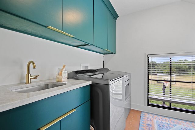 6030 N LOCUST GROVE CHURCH RD, Columbia, MO 65202