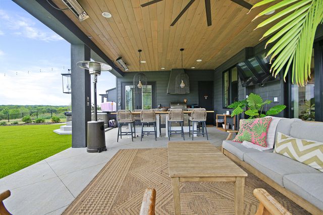 6030 N LOCUST GROVE CHURCH RD, Columbia, MO 65202