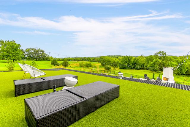 6030 N LOCUST GROVE CHURCH RD, Columbia, MO 65202