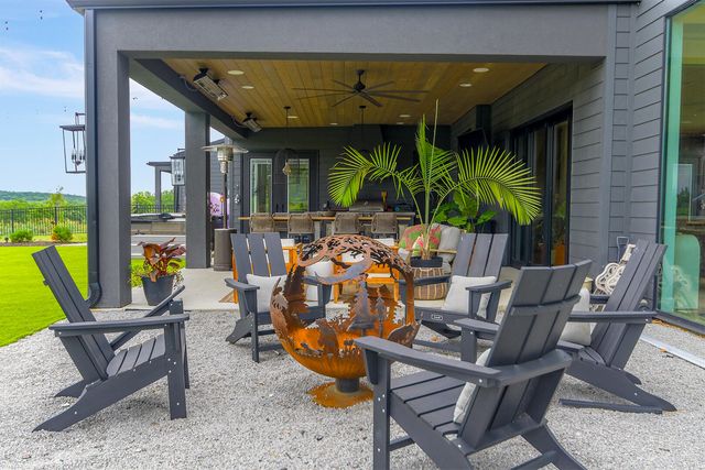 6030 N LOCUST GROVE CHURCH RD, Columbia, MO 65202