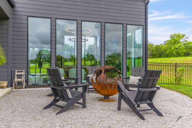 6030 N LOCUST GROVE CHURCH RD, Columbia, MO 65202