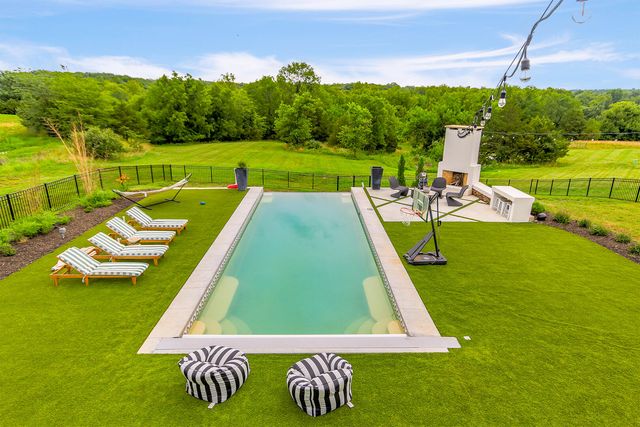 6030 N LOCUST GROVE CHURCH RD, Columbia, MO 65202