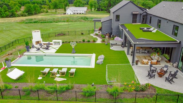 6030 N LOCUST GROVE CHURCH RD, Columbia, MO 65202