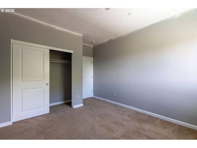 10903 Ne 8TH Cir, Vancouver, WA 98664