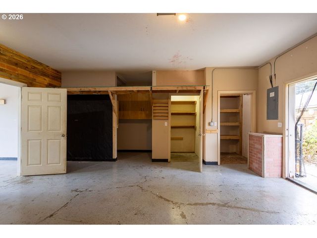 10903 Ne 8TH Cir, Vancouver, WA 98664