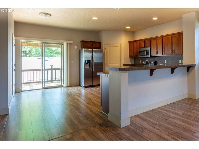 10903 Ne 8TH Cir, Vancouver, WA 98664