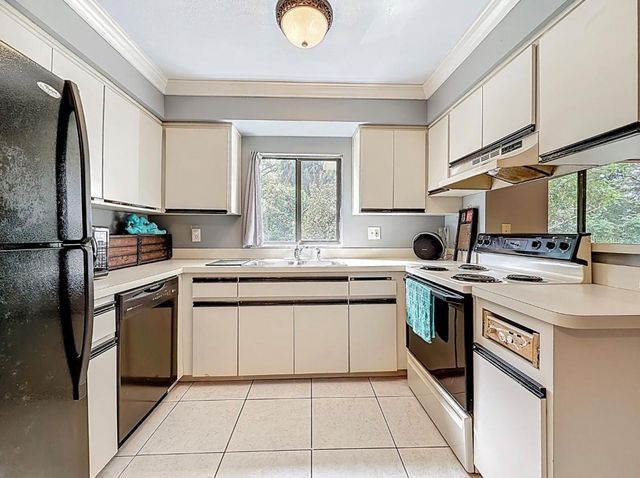 3583 WHISPERING OAKS LANE 110, Palm Harbor, FL 34684