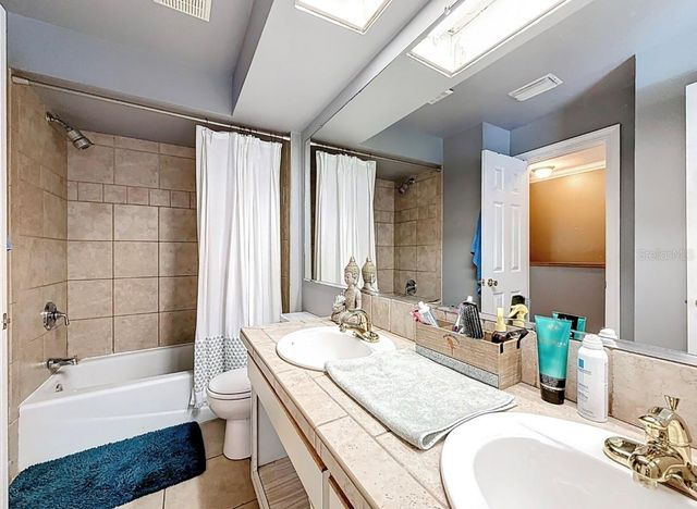 3583 WHISPERING OAKS LANE 110, Palm Harbor, FL 34684