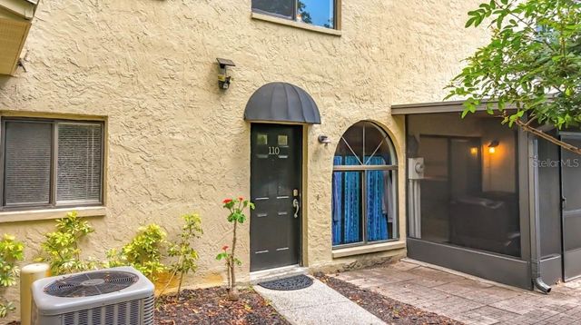 3583 WHISPERING OAKS LANE 110, Palm Harbor, FL 34684