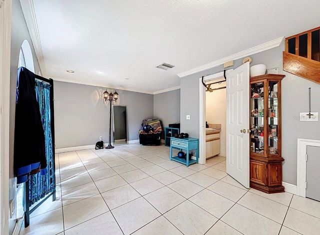 3583 WHISPERING OAKS LANE 110, Palm Harbor, FL 34684