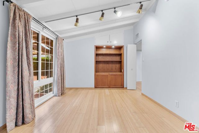 6742 Sunny Brae Avenue, Winnetka (los Angeles), CA 91306