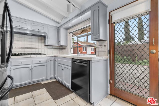 6742 Sunny Brae Avenue, Winnetka (los Angeles), CA 91306