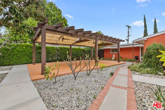 6742 Sunny Brae Avenue, Winnetka (los Angeles), CA 91306