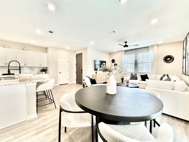 8725 Scottys Lake Lane, The Colony, TX 75036