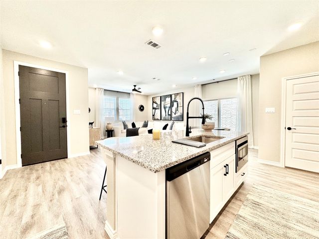 8725 Scottys Lake Lane, The Colony, TX 75036