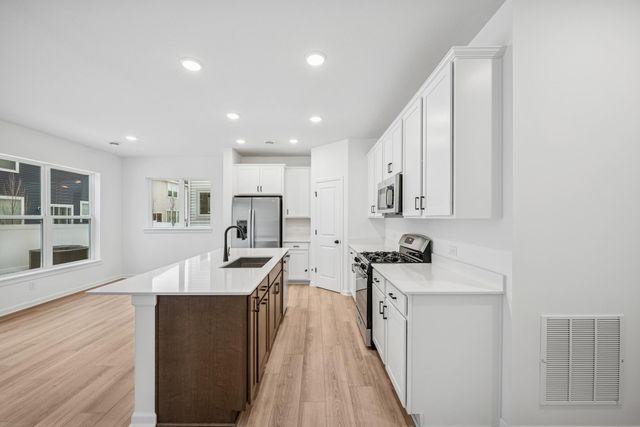 14964 Ardgillan Road W, Rosemount, MN 55068