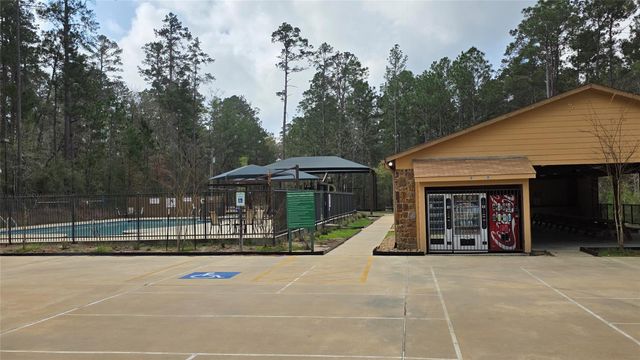 00 E Dewberry Ct, Huntsville, TX 77320