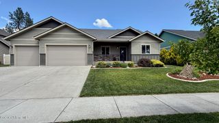 11134 N SAGE LN, Hayden, ID 83835