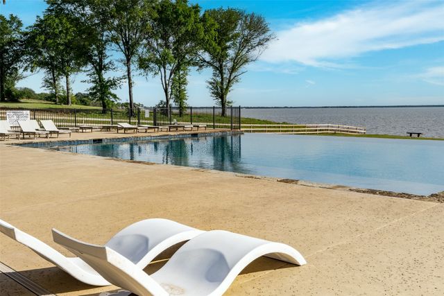 1548 Shore Line Drive, Mabank, TX 75143