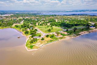 1548 Shore Line Drive, Mabank, TX 75143