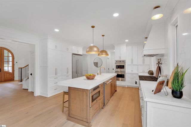 12 Woodvalley Court, Greenville, SC 29617