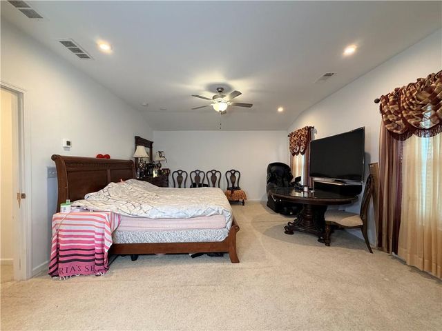 1590 Hillcrest Drive, Sugar Hill, GA 30518