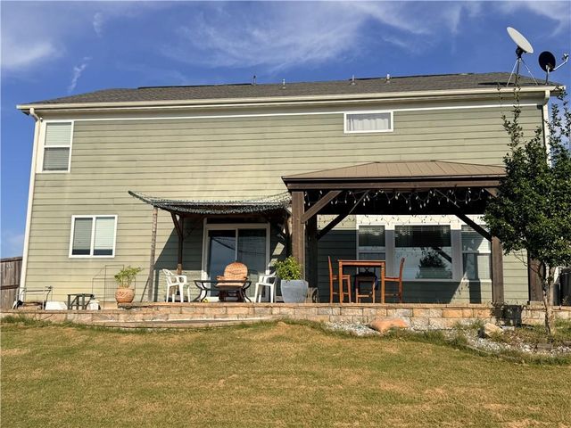 1590 Hillcrest Drive, Sugar Hill, GA 30518