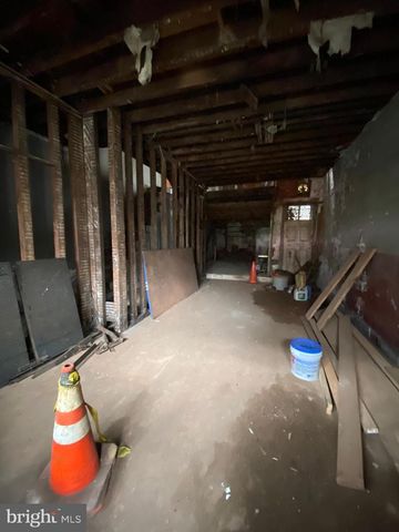 645 N PRESTON ST, Philadelphia, PA 19104