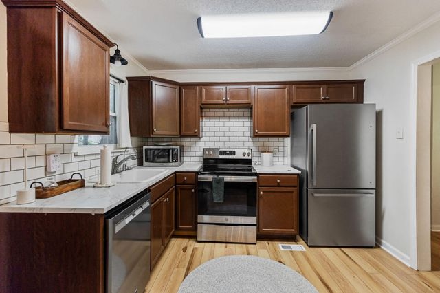 2215 Greendale Drive NE, Cleveland, TN 37323