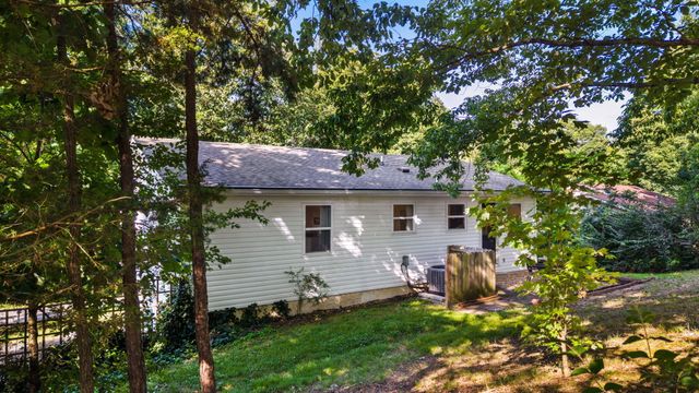 2215 Greendale Drive NE, Cleveland, TN 37323