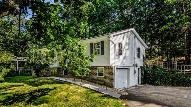 2215 Greendale Drive NE, Cleveland, TN 37323