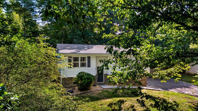 2215 Greendale Drive NE, Cleveland, TN 37323