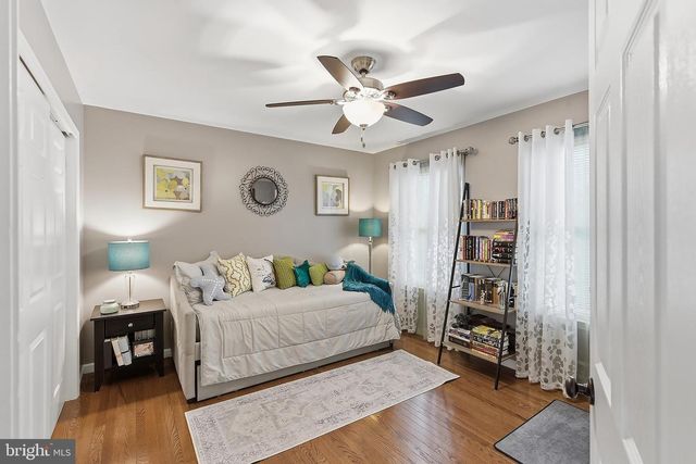 18 HEMLOCK DR, New Egypt, NJ 08533