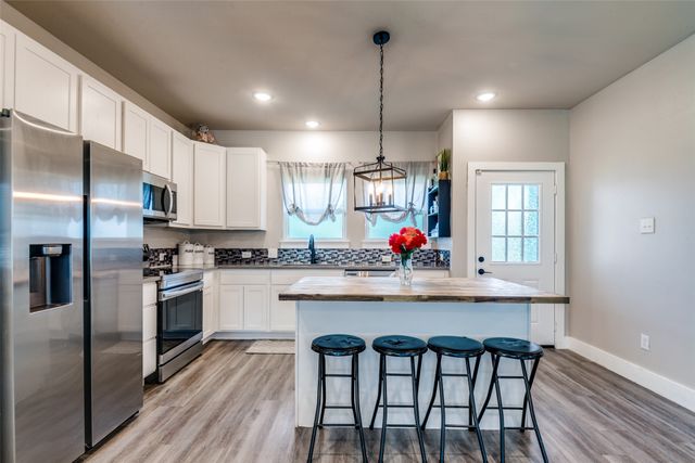 1205 Edgar Street, Greenville, TX 75401