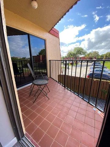 8361 Trent Court A, Boca Raton, FL 33433