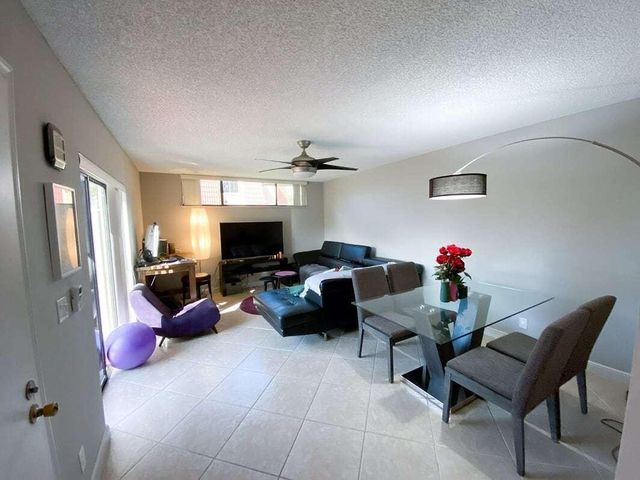 8361 Trent Court A, Boca Raton, FL 33433