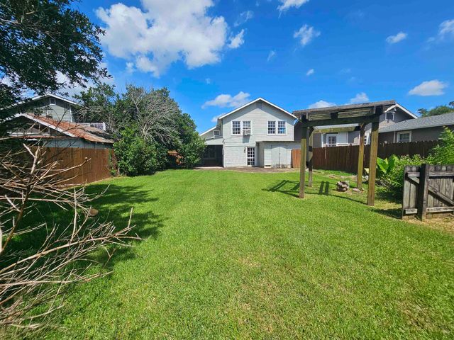 132 Goode St, Thibodaux, LA 70301