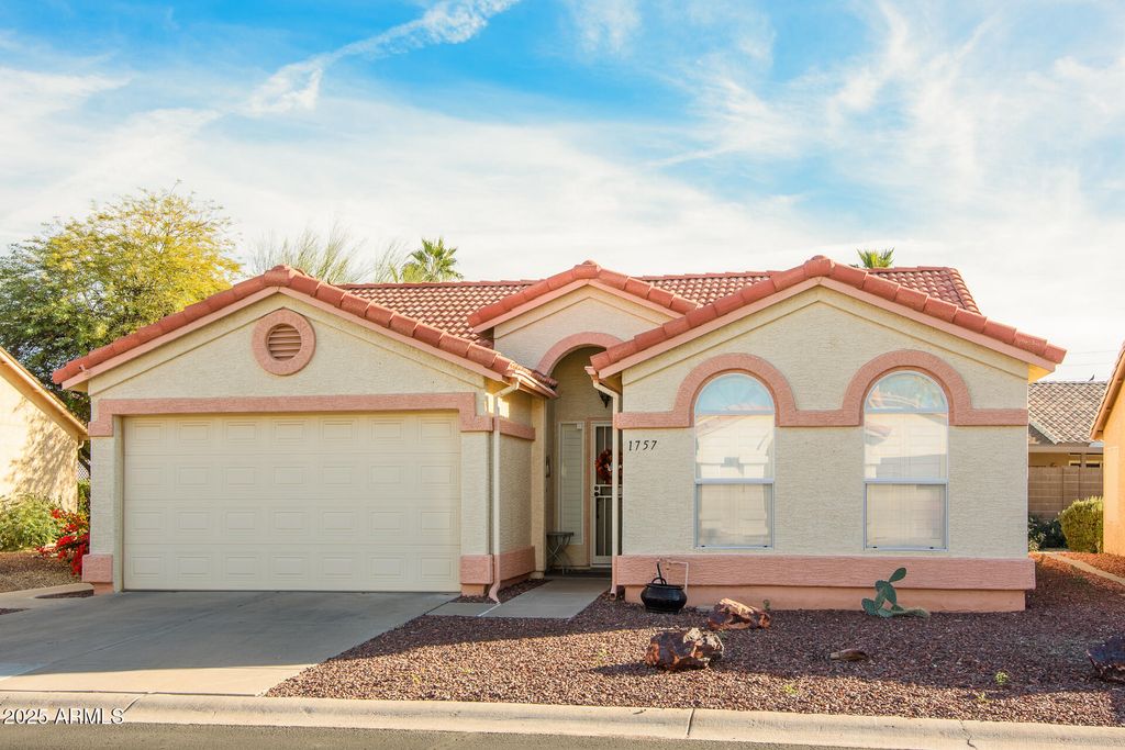 1757 E LINDRICK Drive, Chandler, AZ 85249