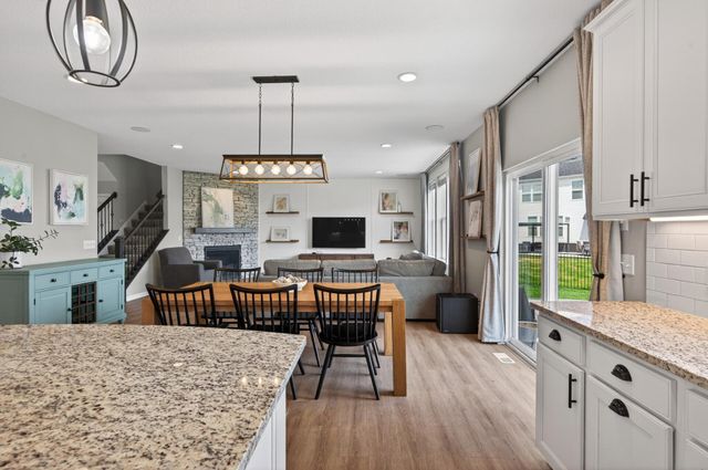 5850 Walnut Grove Lane N, Plymouth, MN 55446