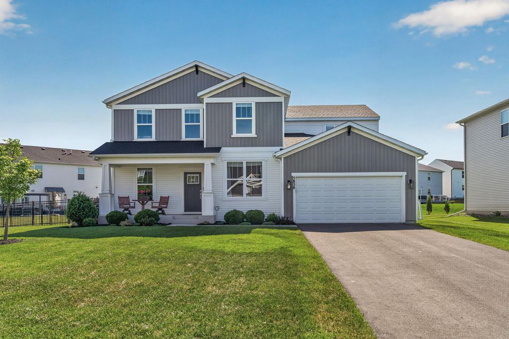 5850 Walnut Grove Lane N, Plymouth, MN 55446