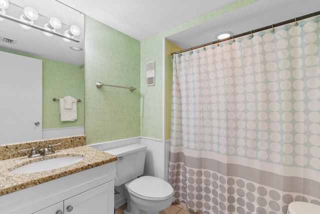 9820 Queensway Blvd Apt 704, Myrtle Beach, SC 29572