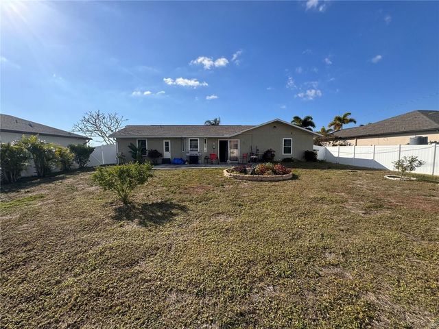 1323 NW 7TH PLACE, Cape Coral, FL 33993