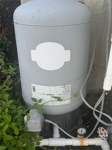 1323 NW 7TH PLACE, Cape Coral, FL 33993